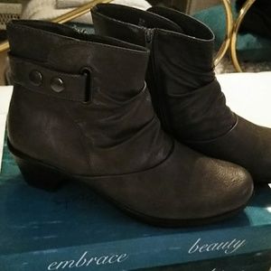 Gray Easy Street Boots
